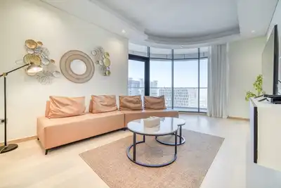 Image de Class & Comfort Next to Dubai Mall