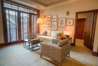 Image de Northstar Village Ski in/out - Luxury condo in Gondola Building