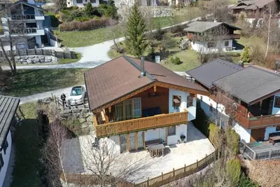 Image de Chalet ensoleillé et tranquille avec un panorama grandiose