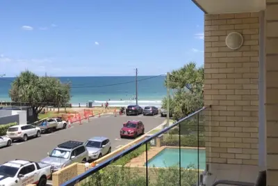 Image de Dulkara Unit 11 - Watch the waves roll in from your balcony