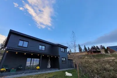 Image de Black wood Cabin near to ski resort with fantastic mountain view