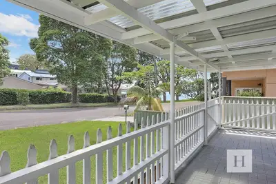 Image de The Lakehouse - Spacious Cottage!