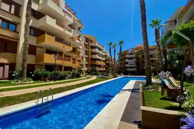 Image de Spectacular apartment in residential complex with swimming pools and gardens, Punta prima