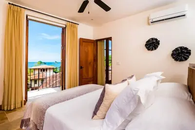 Image de Panoramic Oceanview Balcony in the Heart of Las Catalinas