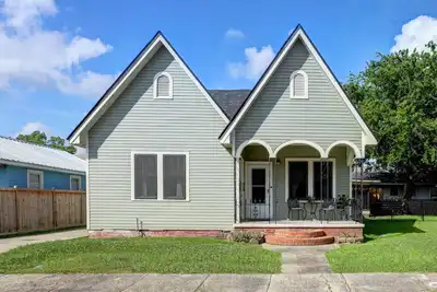 Image de Cajun Cottage located in downtown New Iberia