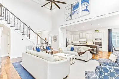 Image de Upscale beach and golf getaway at Bayside