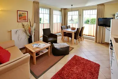 Image de Hübsche Ferienwohnung an der Ostsee mit Terrasse, Saunabereich und Pool im Haus!