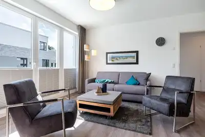 Image de Ideales Familienapartment für 6 Personen mit Balkon und Zwei Bädern Nahe Ostsee