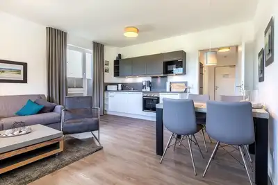 Image de Schickes Apartment Nahe Ostsee mit Sonniger Terrasse und Blick Ăśber die Felder