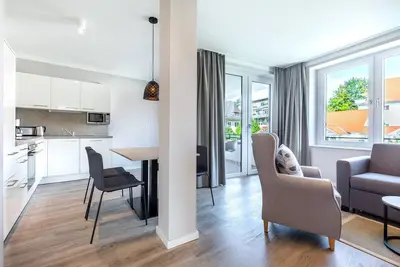 Image de Familienfreundliches und Stilvolles Ferienapartment mit Blick zum Godewindpark