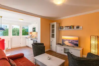 Image de Ferienwohnung in Bester Strandlage mit Kleiner Terrasse und Blick zum Schloonsee