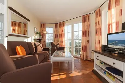 Image de Hübsche Ferienwohnung Direkt an der Ostsee mit Balkon und Blick bis zum Meer!