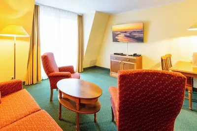 Image de Ferienwohnung in Bester Strandlage mit Balkon und Blick zum See mit Saunanutzung
