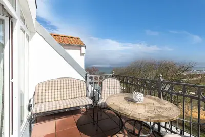 Image de Ferienwohnung an der Ostsee mit Balkon und Blick auf den Yachthafen und die See!