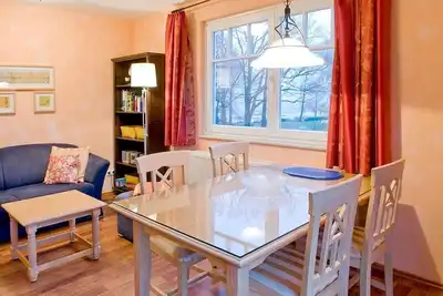 Image de Haustierfreie, Helle Eck-ferienwohnung in Toplage am Feinsandigen Ostseestrand!