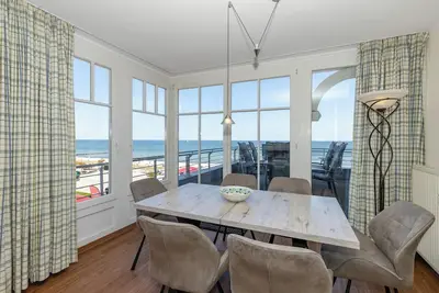 Image de Ferienwohnung Direkt an der Ostsee mit Großem Balkon und Einmaligem Meerblick!