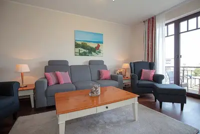 Image de Tolle Ferienwohnung am Yachthafen mit 2 Balkonen und Blick bis zur Nahen Ostsee