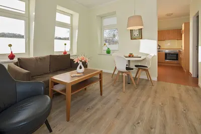Image de Ferienwohnung mit GroĂźem Balkon in Sonniger SĂĽd-west-lage - nur 100 m zum Strand