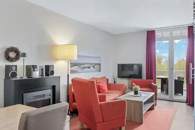 Image de Ruhige, Schöne Wohnung in Strandnähe mit Sauna und Balkon mit Blick ins Grüne