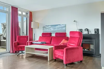 Image de Tolles Apartment in Strandnähe mit Sauna, Meerblick, Zwei Balkonen & Strandkorb!