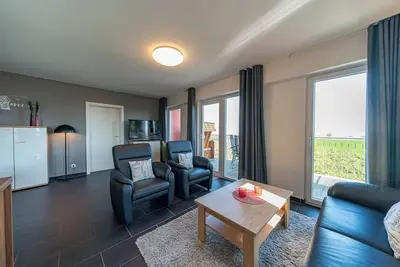 Image de Exklusives Ferienapartment mit Meerblick, Balkon, Sauna und Whirlbadewanne
