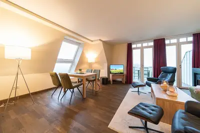 Image de Strandnahe, Tolle Dachgeschosswohnung, Sauna, Zwei Balkone mit Land- & Meerblick