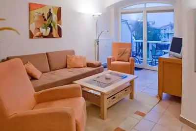 Image de Ostsee-apartment mit Südbalkon - Saunabereich Inklusive und nur 100 m zum Strand
