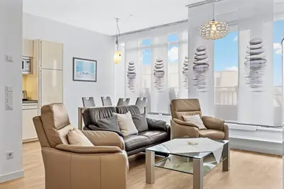 Image de Tolles Penthouse mit Dachterrasse und Meerblick, Strandkorb, Kamin und Sauna!