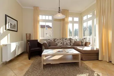 Image de Tolle Ferienwohnung an der Ostsee mit Großem Balkon, Saunabereich & Pool im Haus