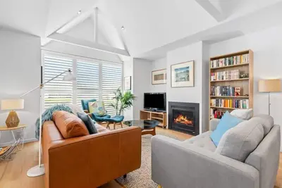 Image de Coastal Class and Sophistication, 500m to Beach