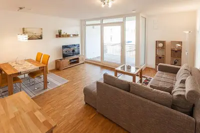 Image de Tolles Familienapartment mit Balkon und Fußbodenheizung - 150 m zum Ostseestrand