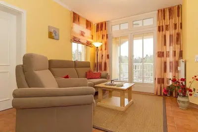 Image de Tolle Ferienwohnung an der Ostsee mit Schönem Balkon, Inkl. Sauna & Pool im Haus