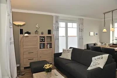 Image de Tolles Penthouse-apartment am Strand mit Meer- und Leuchtturmblick und Balkon