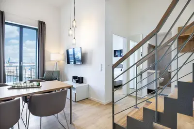 Image de Top-apartment mit Galerieschlafzimmer, Dachterrasse und Einmaligem Hafenausblick