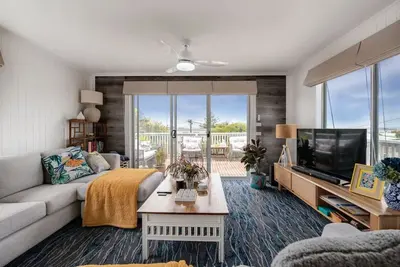 Image de Phillip Island - Family Beach home - Sauna - Wi Fi