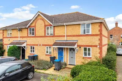 Image de Livesey Close  with 2 bedrooms and 1 bathrooms