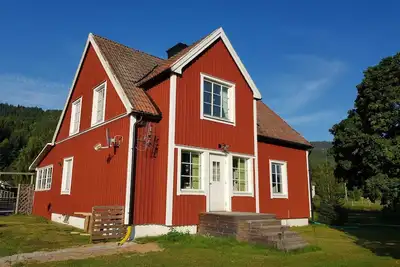 Image de Ferienhaus auf Großem Grundstück mit Sauna und Hottub