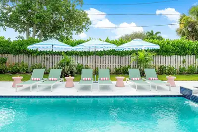 Image de The Goodtime House - Heated Pool+Hot Tub Sleeps 10