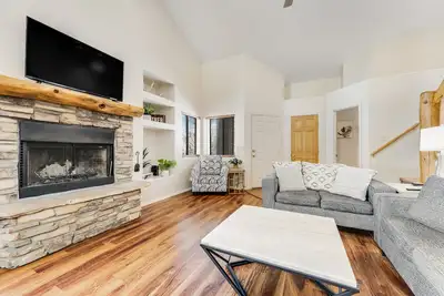 Image de Peaceful retreat with covered porch, washer\/dryer - golf\/hiking