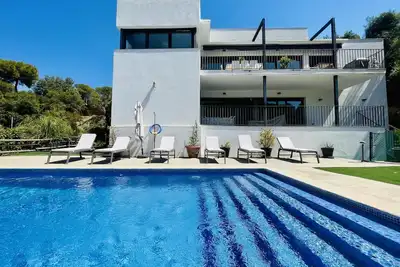 Image de Villa Kubik by Costabravaway