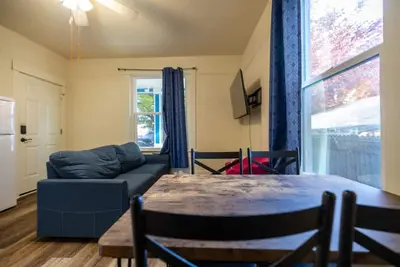 Image de Magenta 1br | Easy Entry | Pet-Friendly