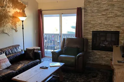 Image de Riverfront Family Friendly Ski Condo