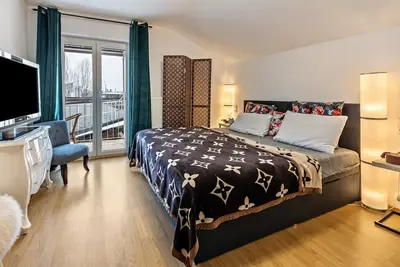 Image de Appartement 'Radolfzell Bodensee' avec vue sur les montagnes, balcon et Wi-Fi.