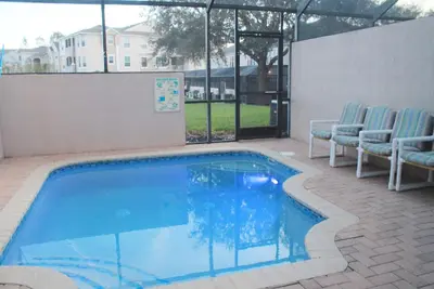 Image de Warm family bliss 12 minutes to Disney, 5 minutes to dining and shopping.