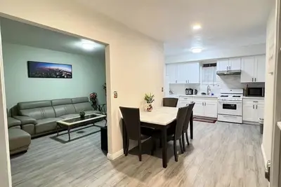 Image de Hacienda Dwelling Unit 17miles-Disney