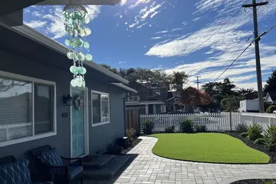 Image de Simple Pleasures - Pacific Grove House - America's \"Last Hometown\"