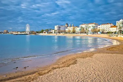 Image de Appartement Cocon, centre St Raphaël, plage à 1min à pied