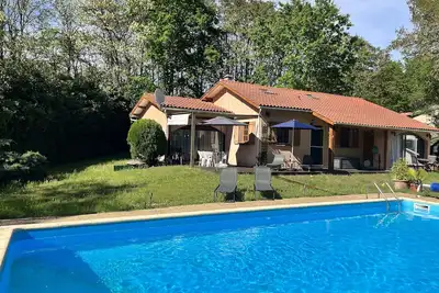 Image de Cheerful 3 bedroom Villa with Pool (Pet Friendly! )