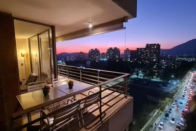 Image de Century View 2b W\/Balcony, View & Parking.