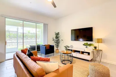 Image de Fairy Tale Disney Stay / Garage Access / Water Fun